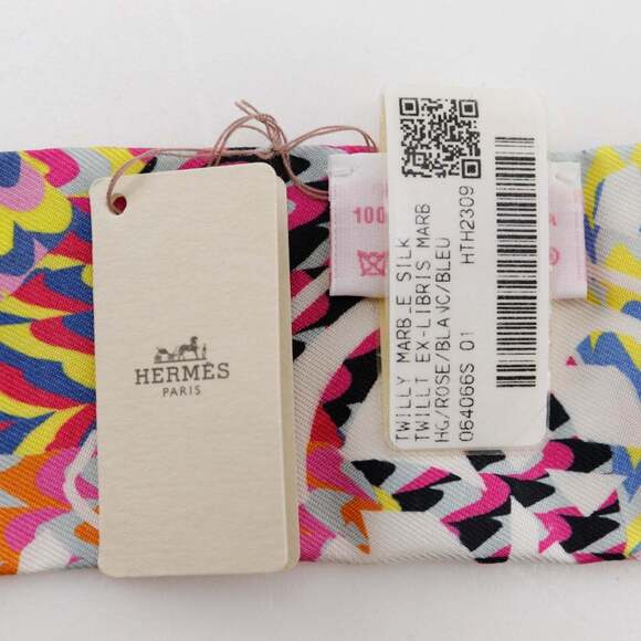 HERMES Blue Silk Scarf - Picture 3 of 6